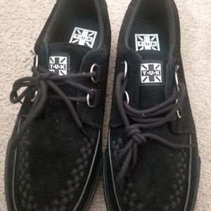 TUK Brand new Sz 13 mens Blk suede Sneakers